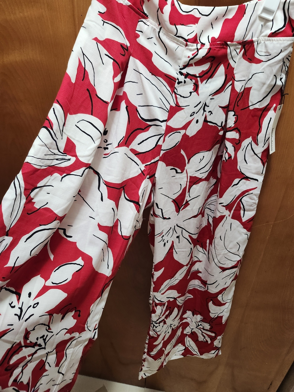 Haute Monde Red & White Floral Wide-Leg Pants